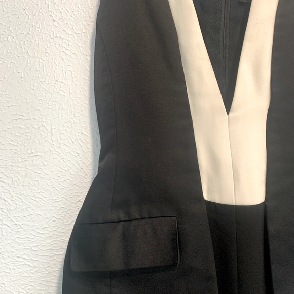 J. MENDEL Black and White Tux Floor Length Plunge Gown Piano Dress Peplum Waist - Picture 8 of 8